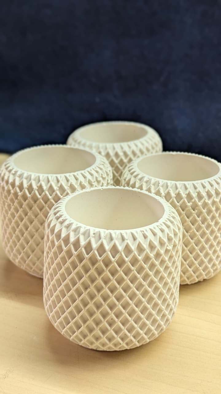 Diamond Mesh Concrete Planter